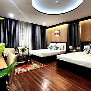 Rosa & Hô Chi Minh-Ville